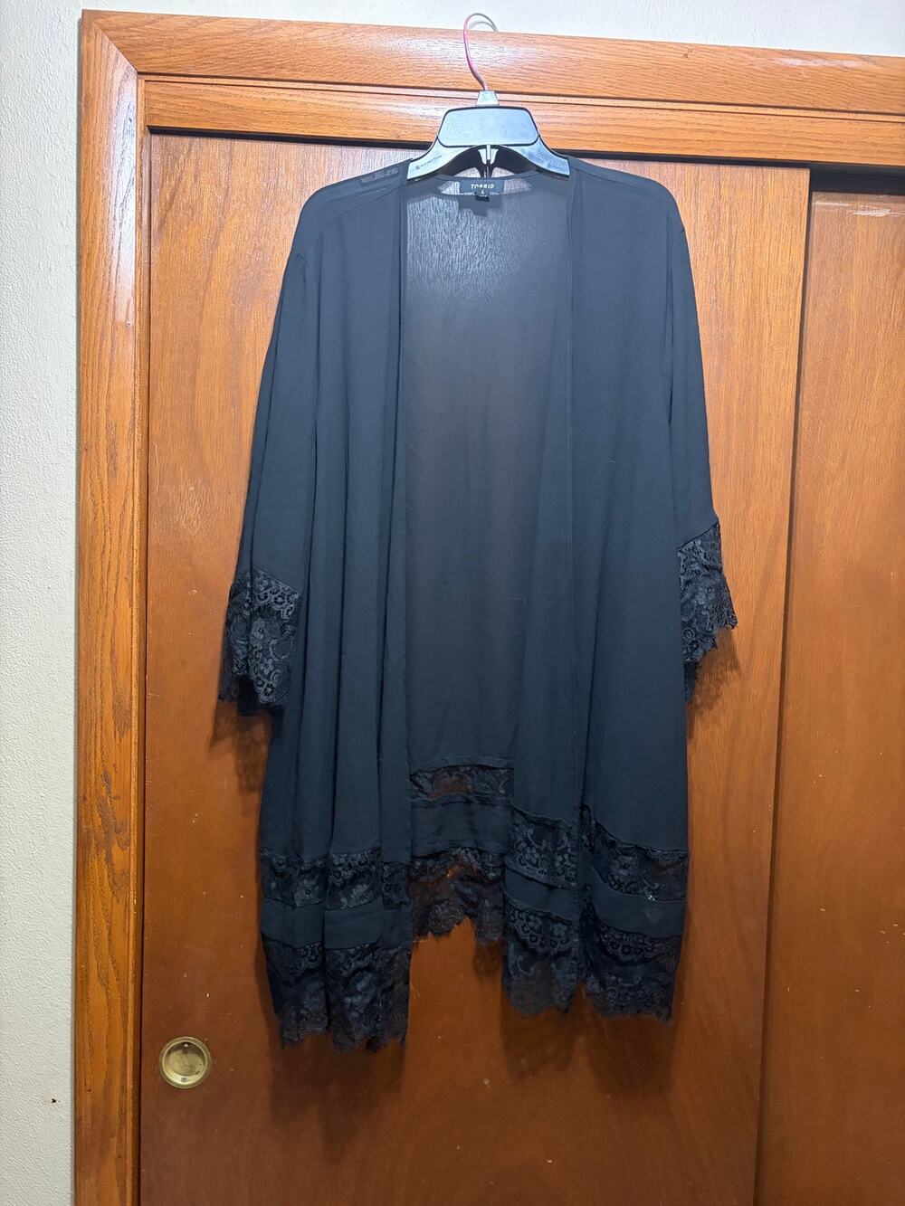 Torrid Black Open Front Cardigan Size 4 Lace Trim Duster Goth Boho